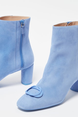 Bottines en nubuck Adara 
Ciel - Stuart Weitzman