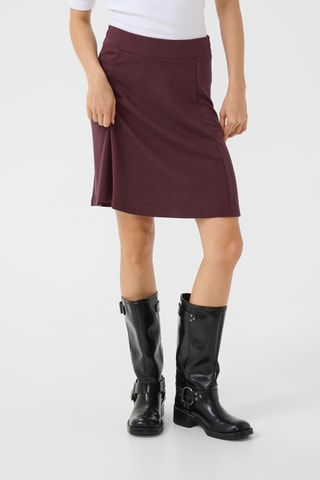 Saia estilo patinadora - Bordô