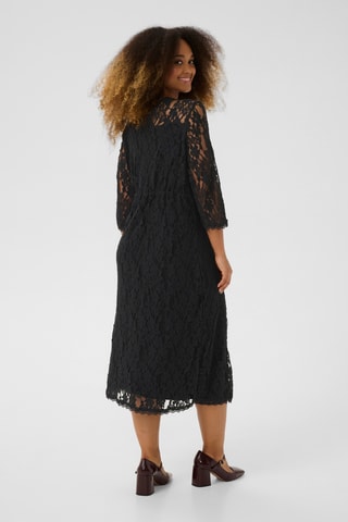 Vestido direito em renda - Preto