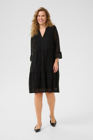 Vestido trapézio em renda - Preto