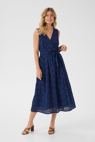 Vestido traçado em bordado inglês - Azul-marinho