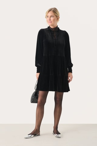 Vestido com folhos - Preto