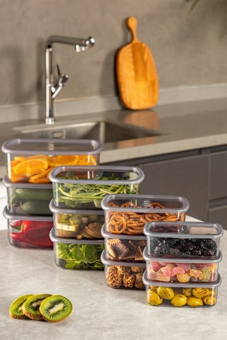 12 boîtes de conservation - 250 / 500 / 750 / 1200 ml