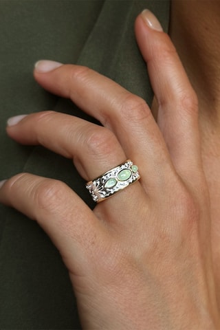 Anillo - Plata y cuarzo verde