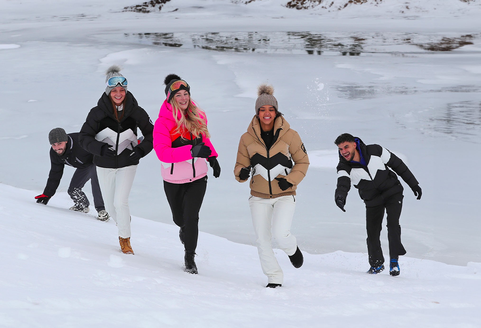 PEAK MOUNTAIN en vente privée sur SHOWROOMPRIVÉ