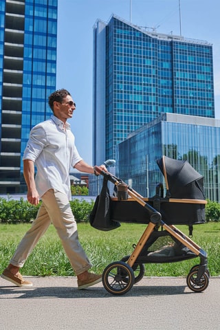 Buggy Esme Pro - Zwart - Vanaf 4 maanden - T/m 27 kg