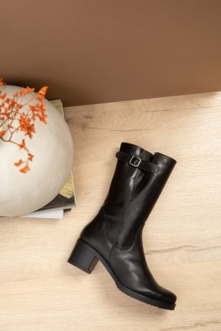 Botas em raspa de couro - Preto