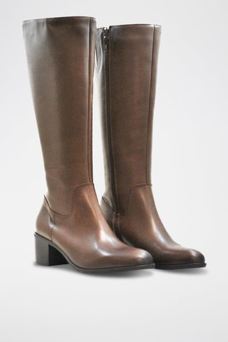 Botas em couro - Castanho