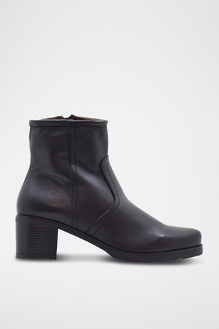 Botins em couro - Preto