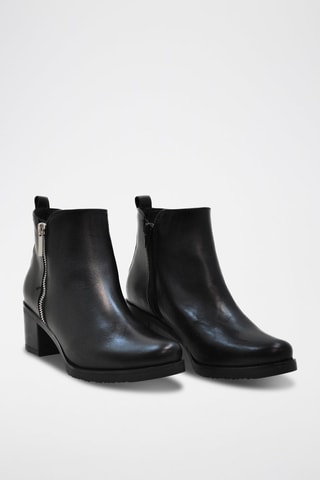 Botins em raspa de couro - Preto