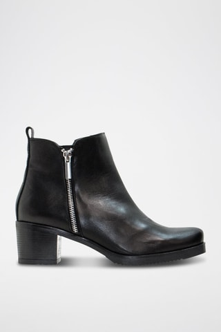 Botins em raspa de couro - Preto
