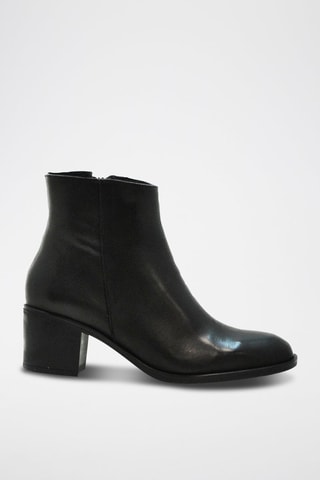 Botins em raspa de couro - Preto