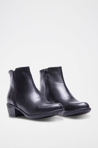 Botins em couro - Preto