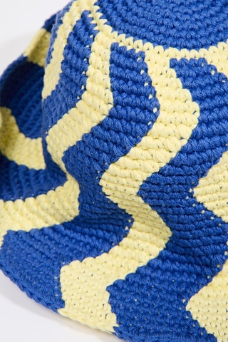 Bobhoedje - blauw en geel