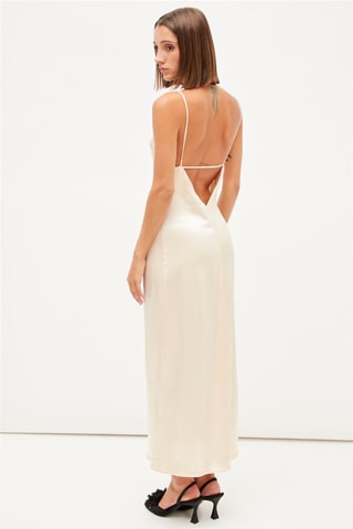 Lange Jurk - Crèmekleurig