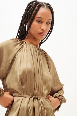 Satijnen Top - Okergeel