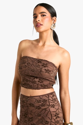 Crop top corpete em renda - Castanho