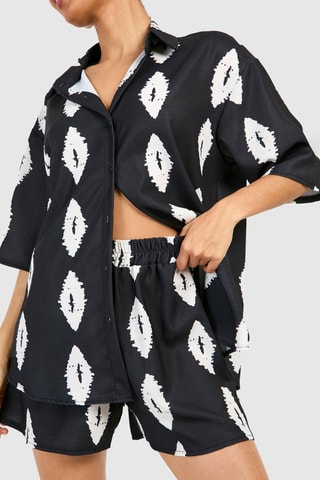 Camisa relaxed e calções de cintura alta - Preto