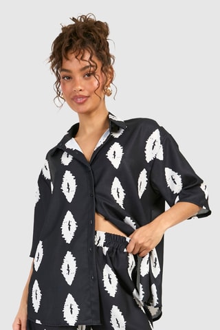 Camisa relaxed e calções de cintura alta - Preto