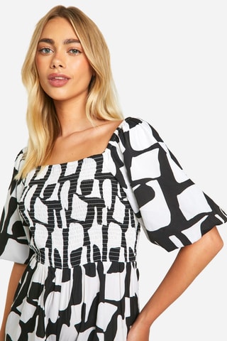 Macacão curto - Preto