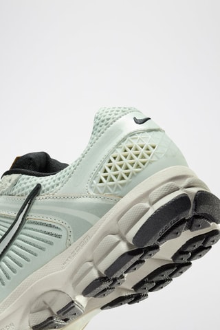 Nike Zoom Vomero 5 - Plateado claro y cromo