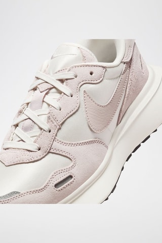 Nike Phoenix Waffle - Blanco y violeta