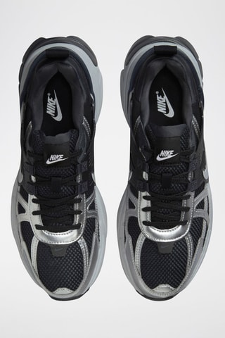 Nike V2K Run - Negro y plateado