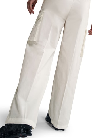 Pantalón cargo de tiro alto - Crudo - Nike