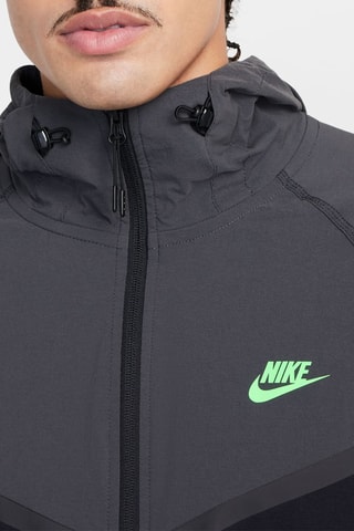 Chaqueta con capucha - Negro