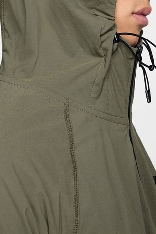 Chaqueta con capucha - Verde oliva