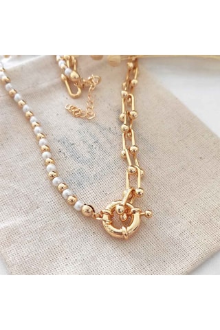 Colar - Latão dourado e pérolas sintéticas