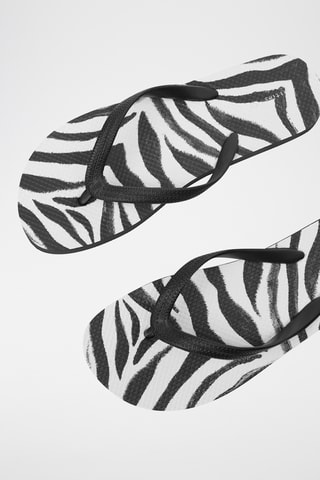 Chinelos de dedo - Preto