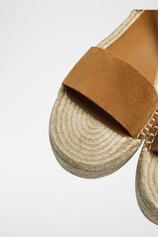 Sandálias com plataforma em nobuck - Castanho