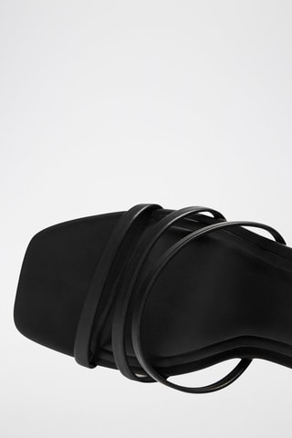 Sandálias de salto - Preto