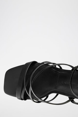 Sandálias de salto - Preto