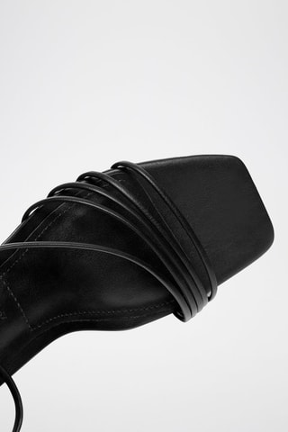 Sandálias de salto - Preto