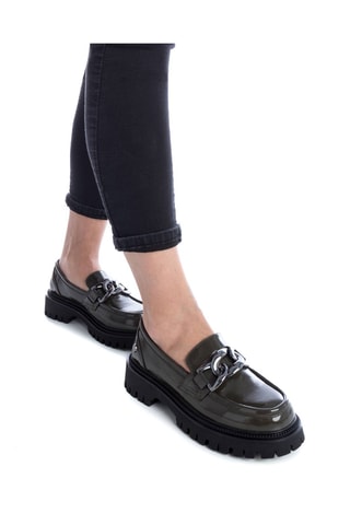 Mocasines con brillo y plataforma - Caqui