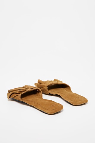 Mules em couro - Castanho