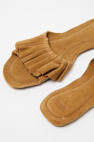 Mules em couro - Castanho