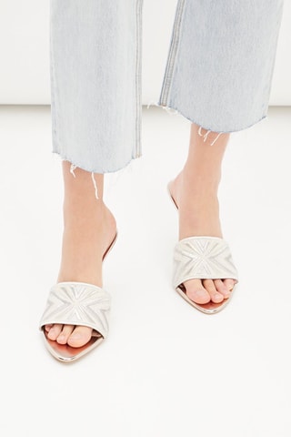 Mules - Bege e prateado