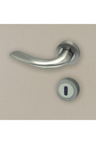 2 poignées de porte à clé Vérone - 10,5 x 2,4 x 5 cm - finition chrome/satin/nickel