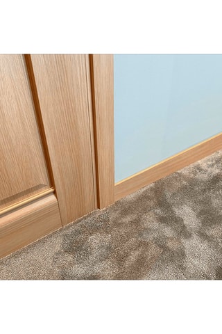 7 plinthes Premium - Finition aspect chêne naturel - 7 x 2 m