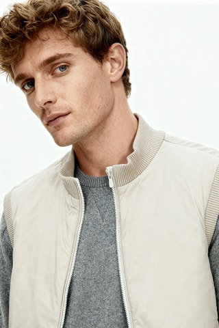 Mouwloos vest- Beige