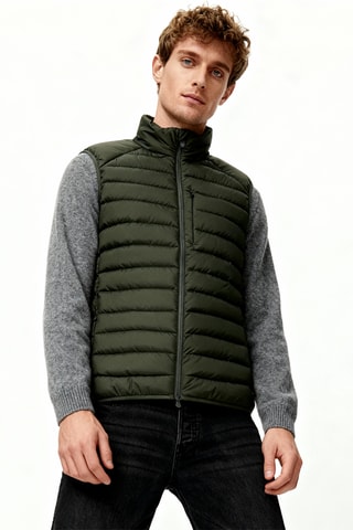 Mouwloos vest- Kakigroen