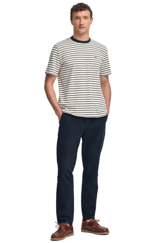 T-shirt regular - Cru e azul-marinho