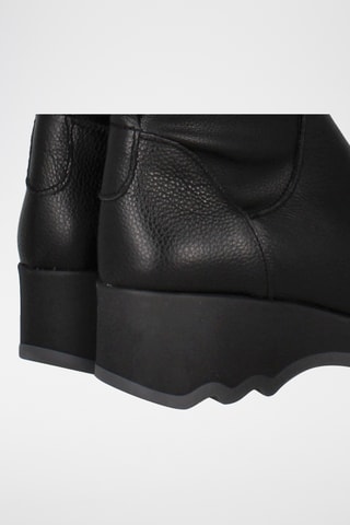 Botas em couro - Preto