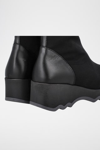 Botins em couro - Preto