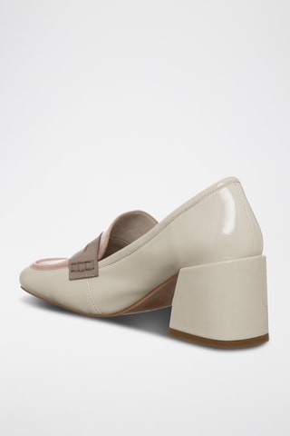 Mocassins com fivela envernizados - Cru