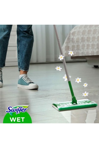 Kit Balai-laveur + 6 lingettes nettoyantes - Swiffer - INGREDIENT INTERDIT (méthylisothiazolinone)