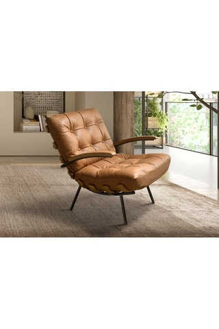 Cadeirão - Castanho -­ Em couro